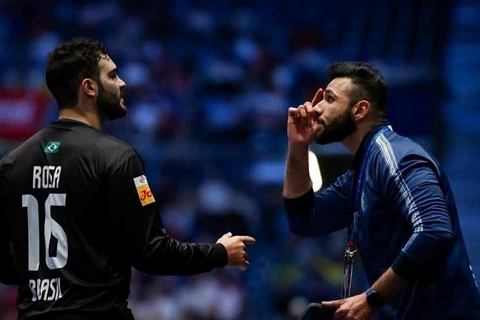 مدرب حراس يد برازيل ليلا كورة: دا روسا وإيمانويل نيلسون هما الأفضل في العالم